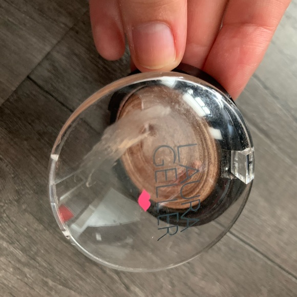 Laura Geller - Baked Gelato Swirl Highlighter - Gilded Honey - Picture 5 of 8